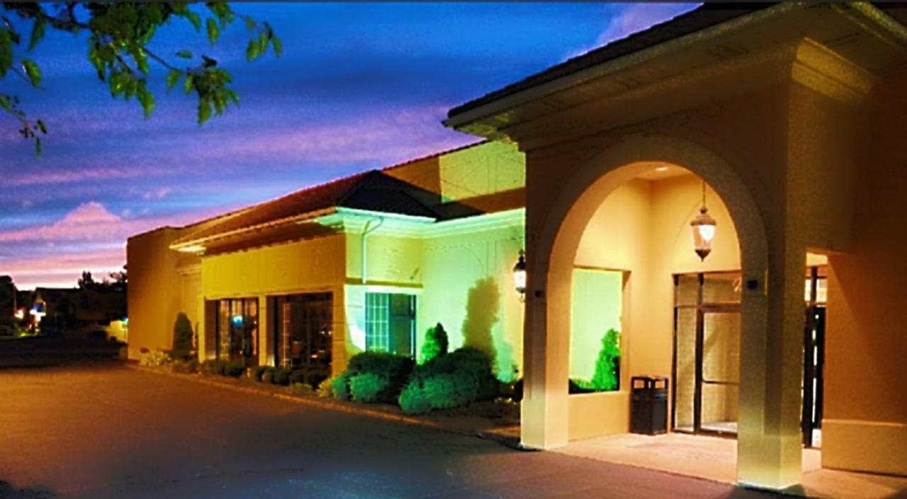Bel-Aire Hotel Lake Erie Eksteriør billede