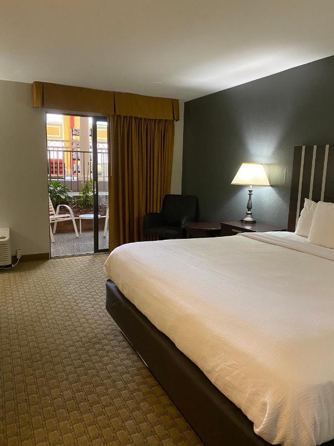 Bel-Aire Hotel Lake Erie Eksteriør billede